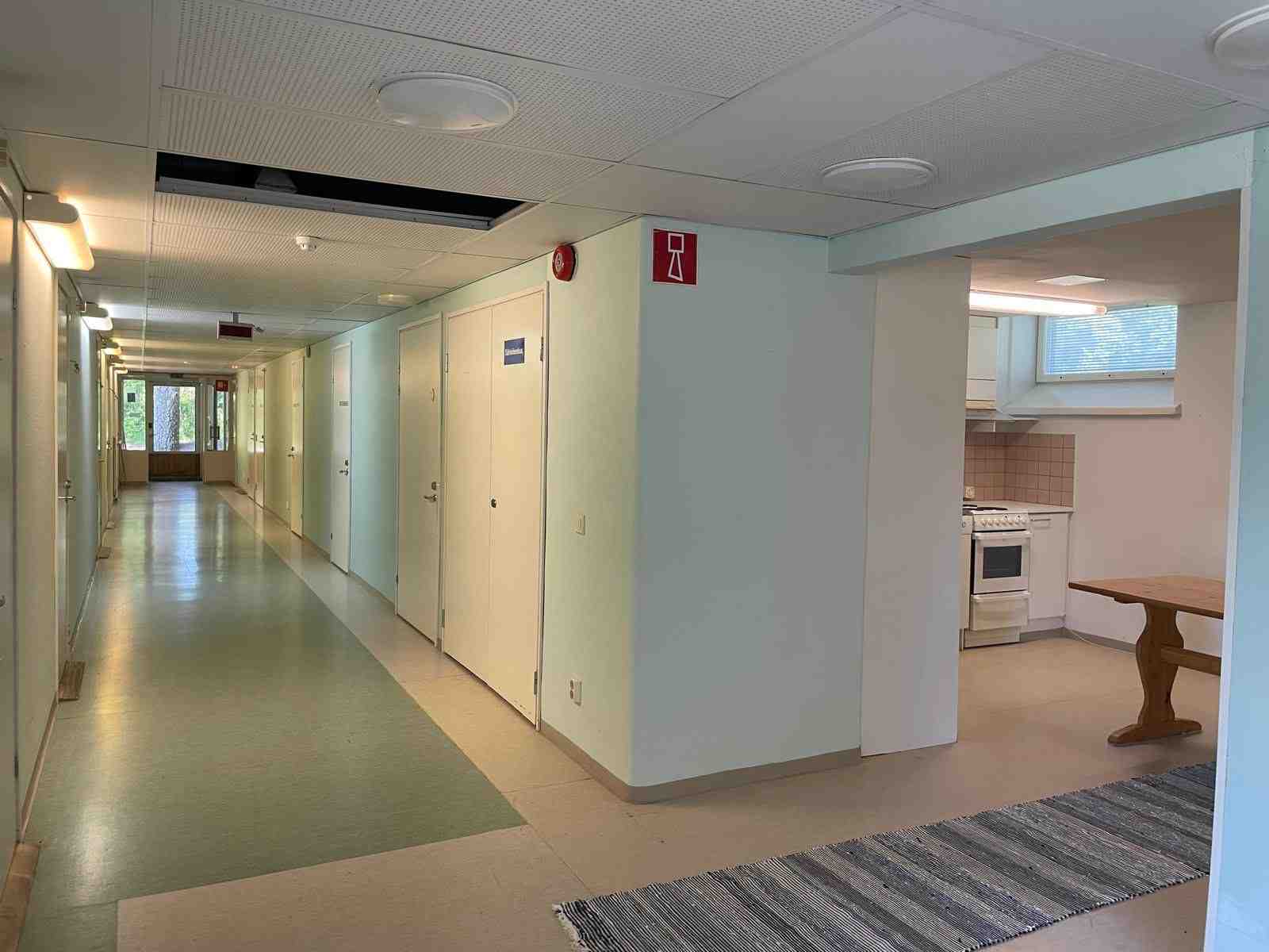 Käytävä / Hallway
